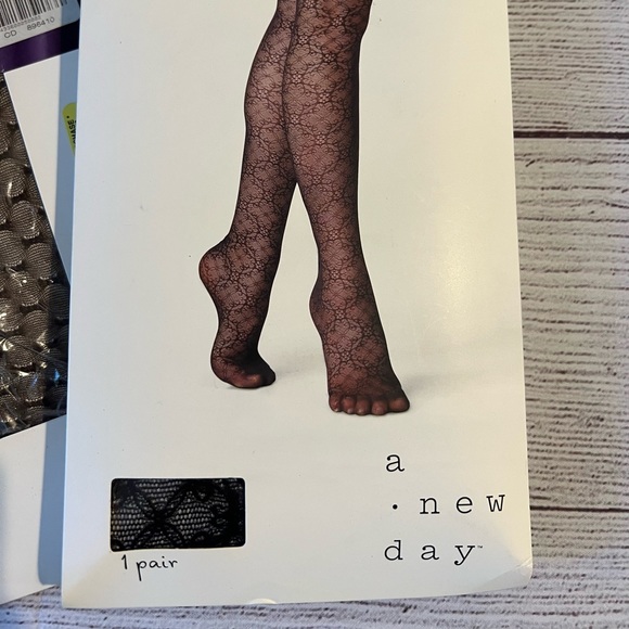 2 pairs of women’s tights - NIP - Picture 2 of 6